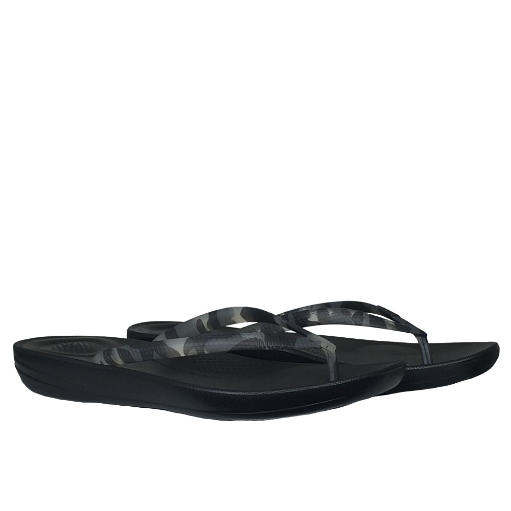 125-T49 FitFlop W Iqushion Tortoiseshell Sandal - BLACK 01